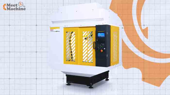 Used FANUC Robodrill compact BT30 machining center for high-speed drilling and tapping